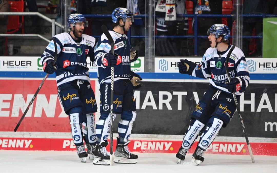 Befreiungsschlag der Iserlohn Roosters gegen Mannheim