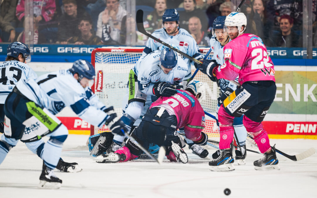 Straubing Tigers fügen dem Tabellenführer Berlin erste Heimniederlage zu