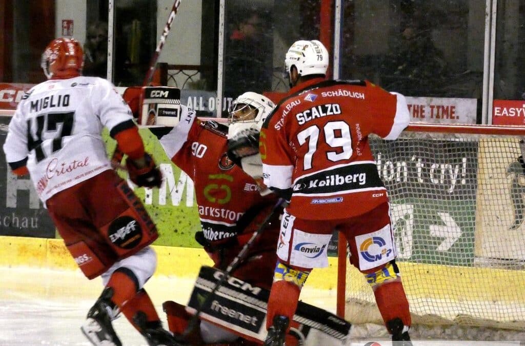 DEL2 am Freitag – Volle Hütte in Crimmitschau / Hohenberger Debüt in Krefeld / Kassel bleibt Tabellenführer