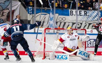 Ben Street erlöst EHC Red Bull München in der Schlussminute gegen Düsseldorf