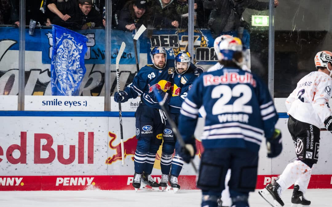 EHC Red Bull München zieht dank hauchdünnem Erfolg an Grizzlys Wolfsburg in der Tabelle vorbei