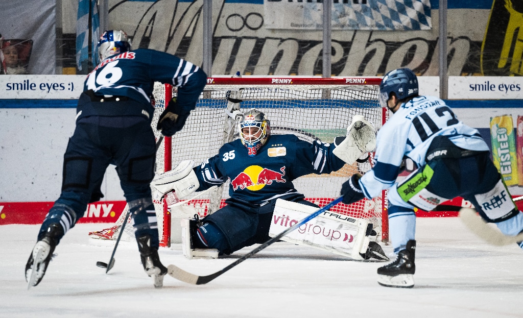 Straubing Tigers entscheiden spektakuläres Spitzenspiel bei Red Bull München für sich