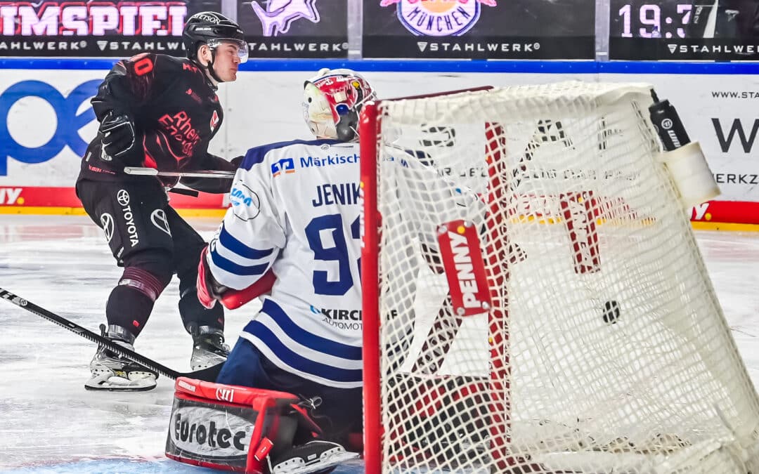 Iserlohn Roosters gewinnen gegen die Kölner Haie im Penalty schiessen