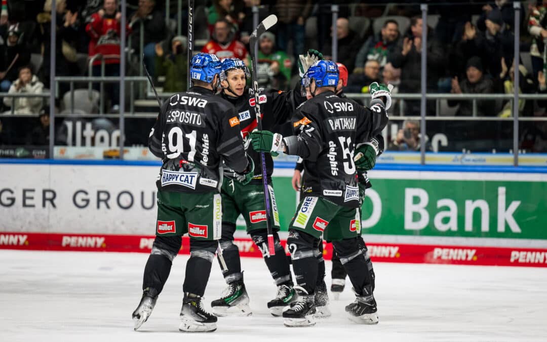 Derbysieg der Augsburger Panther gegen den ERC Ingolstadt