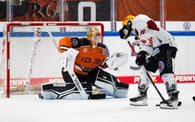 Bremerhaven Fischtowns bleiben an den Eisbären dran / Derbysieg in Wolfsburg