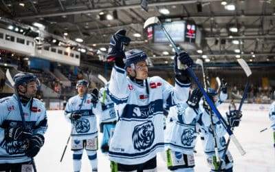 Straubing Tigers mit Doppelschlag zum Sieg über die Kölner Haie