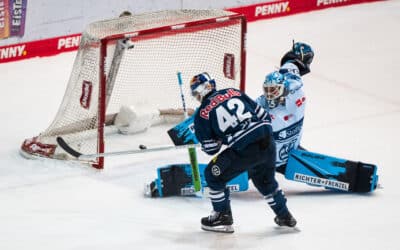 Doppelpack von Yasin Ehliz bringt EHC Red Bull München den Derbysieg gegen Straubing