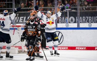 EHC Red Bulls München sichern sich vier Matchpucks