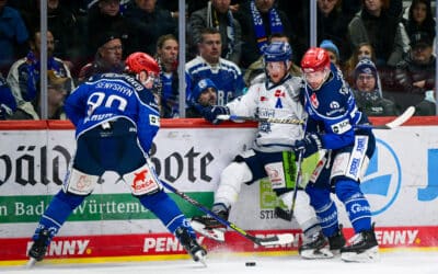 Sieg in Schwenningen – Straubing Tigers gleichen die Serie aus