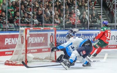 Augsburg holt den Zusatzpunkt gegen Ingolstadt im Saisoneröffnungsspiel der PENNY-DEL