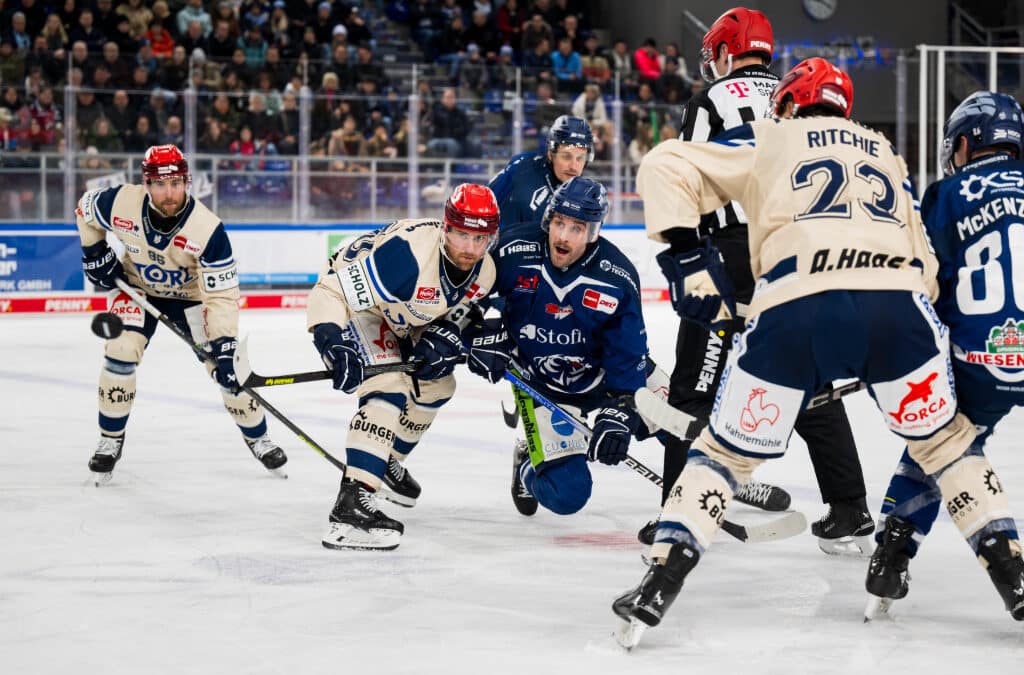 Straubing Tigers lassen Schwenninger Wild Wings ohne Punkte nach Hause fahren